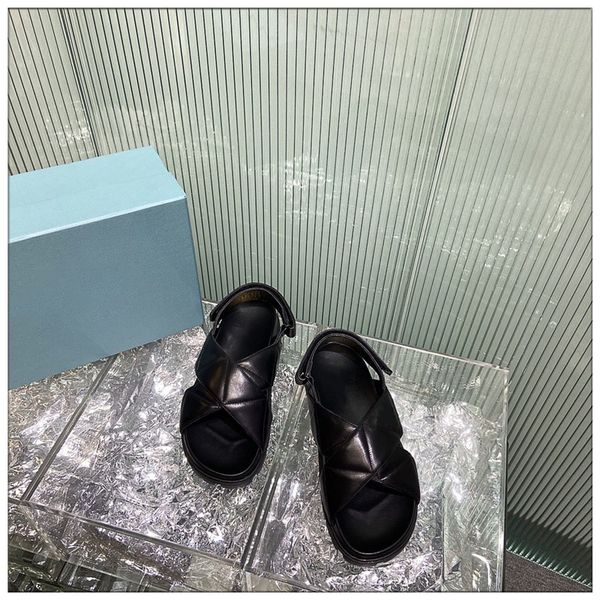 2021ss designer summer sandals fashion trend women outdoor indoor flat flip flops leather female women shoes ladies slippers white black wit
2021ss designer summer sandals fashion trend women outdoor indoor flat flip flops leather female women shoes ladies slippers white black wit