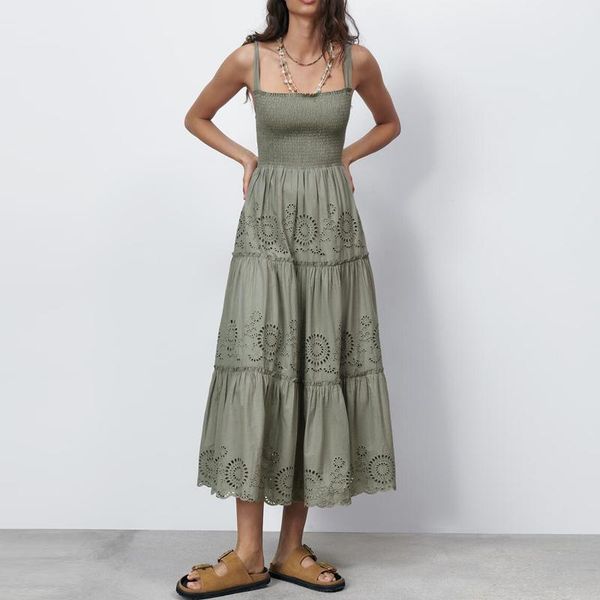 casual dresses 2021 spring summer fashion patchwork embroidery boho ladies vestidos women hollow backless sling midi party dress, Black;gray
casual dresses 2021 spring summer fashion patchwork embroidery boho ladies vestidos women hollow backless sling midi party dress, Black;gray