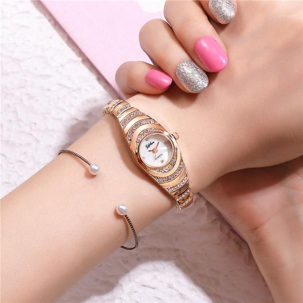 women bracelet watches luxury fashion stainless steel small quartz watch qualities simple ladies wristwatches female chain clock, Slivery;brown
women bracelet watches luxury fashion stainless steel small quartz watch qualities simple ladies wristwatches female chain clock, Slivery;brown