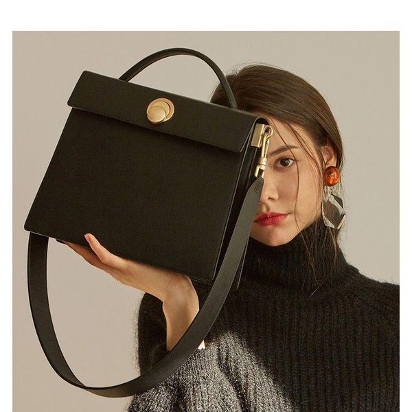 evening bags luxury women's bag black organ square 2021 autumn and winter fashion advanced texture handbag shoulder crossbody1
evening bags luxury women's bag black organ square 2021 autumn and winter fashion advanced texture handbag shoulder crossbody1