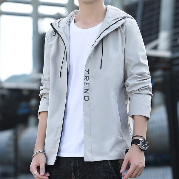 2021 spring and autumn public version new solid color embroidered light business leisure hooded men's jacket, Black;brown
2021 spring and autumn public version new solid color embroidered light business leisure hooded men's jacket, Black;brown