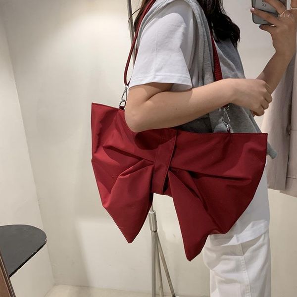 evening bags womens handbags design 2021 red fashion bow shoulder women's spring and summer versatile armpit bag purses1
evening bags womens handbags design 2021 red fashion bow shoulder women's spring and summer versatile armpit bag purses1