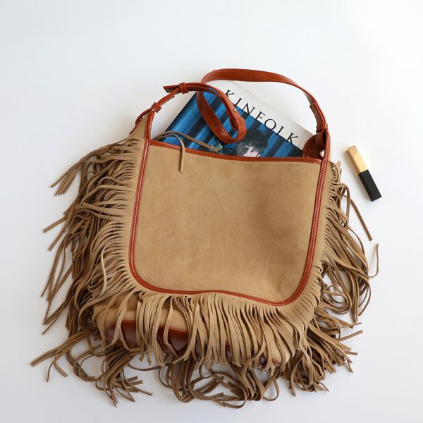 single shoulder messenger tassel bucket bag bohemian style frosted leather high capacity
single shoulder messenger tassel bucket bag bohemian style frosted leather high capacity