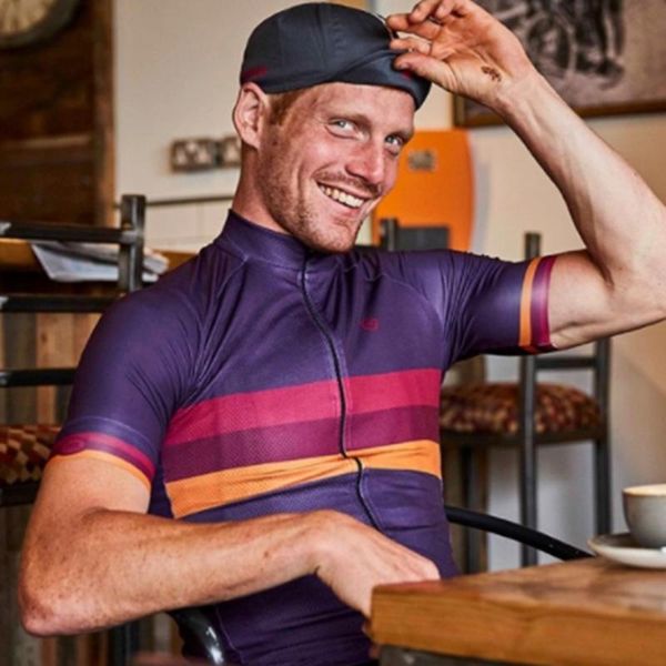 stripe club jersey pro men 2021 new cycling clothing mtb riding shirt outdoor bike racing sportwear short sleeved quick dry, Black;red
stripe club jersey pro men 2021 new cycling clothing mtb riding shirt outdoor bike racing sportwear short sleeved quick dry, Black;red