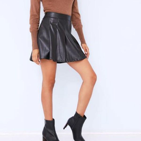 skirts black pu leather skirt women midi high waist stitching student pleated cool street girls dance mini
skirts black pu leather skirt women midi high waist stitching student pleated cool street girls dance mini