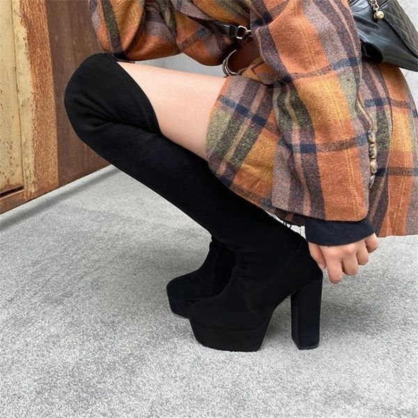 boots tube autumn and high winter elastic round head thick heel sky knee black women's shoes
boots tube autumn and high winter elastic round head thick heel sky knee black women's shoes