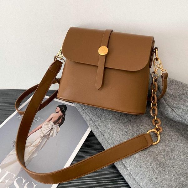 cross body vintage small pu leather flap crossbody bags for women chain shoulder bag women's handbags and purses 7009
cross body vintage small pu leather flap crossbody bags for women chain shoulder bag women's handbags and purses 7009