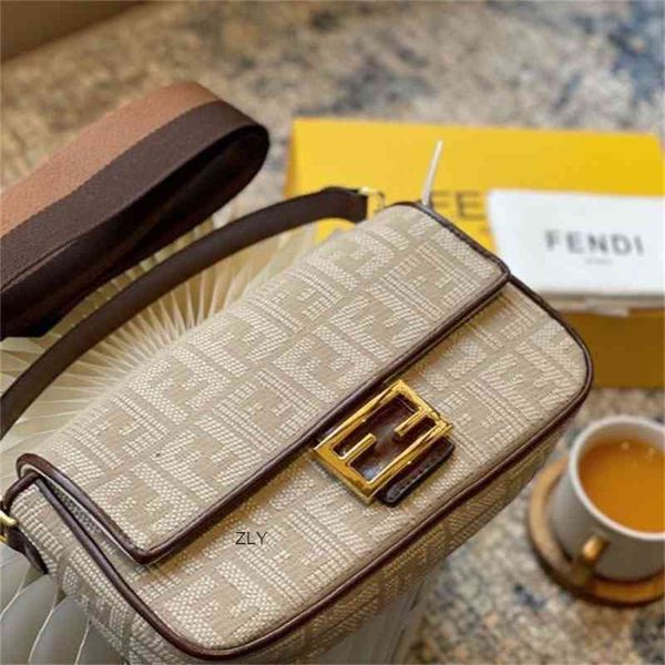 trump sti unique texture single shoulder and inclined span are not problems, zly bags handbag women luxurys bags
trump sti unique texture single shoulder and inclined span are not problems, zly bags handbag women luxurys bags
