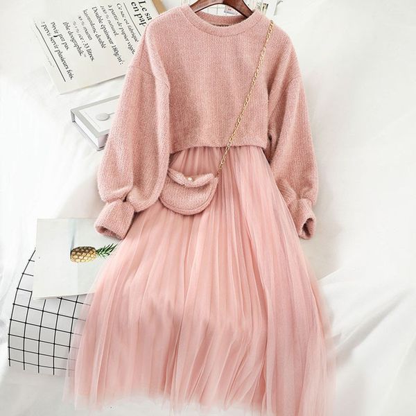 2021 new women two pieces suit sweet knitted sweater spring winter o neck sweaters and spaghetti strap set female mpm1, Black;gray
2021 new women two pieces suit sweet knitted sweater spring winter o neck sweaters and spaghetti strap set female mpm1, Black;gray