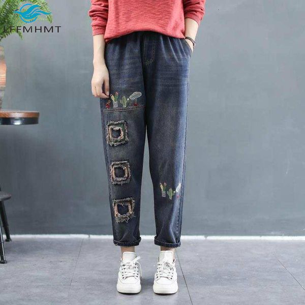 2021 new women vintage folk cartoon embroidery denim spring autumn fashion large size lady casual ankle length trousers jf9w, Blue
2021 new women vintage folk cartoon embroidery denim spring autumn fashion large size lady casual ankle length trousers jf9w, Blue