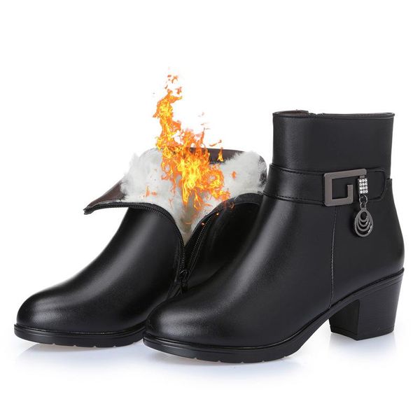 boots genuine leather women 2021 winter thick wool lined snow large size shoes, Black
boots genuine leather women 2021 winter thick wool lined snow large size shoes, Black