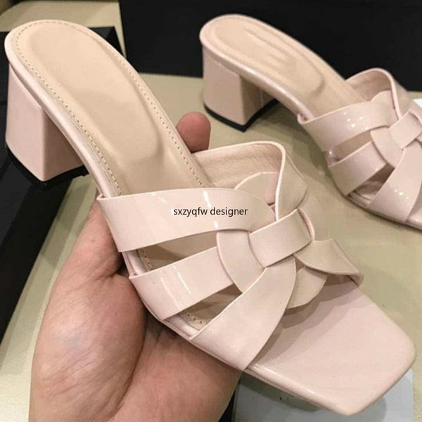 cross tied slippers 2021 luxury designer for ladies shoes women slides thick high heels zapatos mujer flip flops new, Black
cross tied slippers 2021 luxury designer for ladies shoes women slides thick high heels zapatos mujer flip flops new, Black