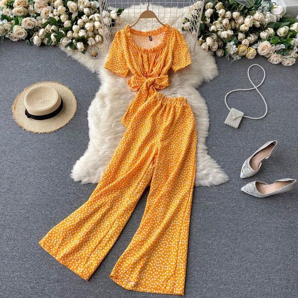 women's two piece pants sweet wood ear round neck slim short all-match high-waisted wide-leg holiday style floral two-piece suit 628, White
women's two piece pants sweet wood ear round neck slim short all-match high-waisted wide-leg holiday style floral two-piece suit 628, White