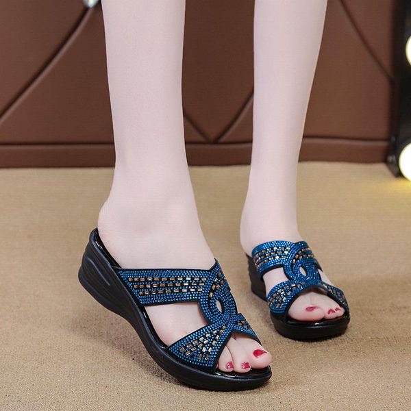 slippers 2021 sandals and female summer mother shoes rhinestone hollow word wedge heel fish mouth large size, Black
slippers 2021 sandals and female summer mother shoes rhinestone hollow word wedge heel fish mouth large size, Black