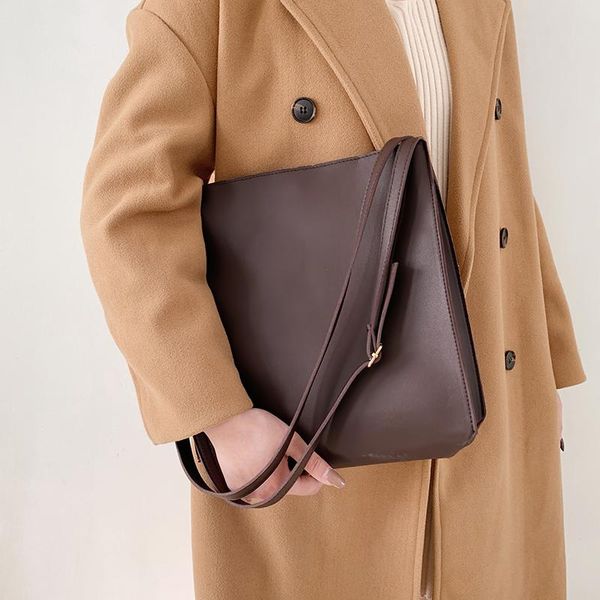 shoulder bags 2021 bucket leather handbags for women solid big capacity casual tote bag sac femme retro shopping book girls
shoulder bags 2021 bucket leather handbags for women solid big capacity casual tote bag sac femme retro shopping book girls