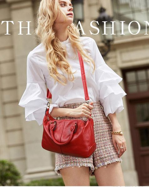 women's bag 2021 new european and american fashion leather leisure messenger hand bill
women's bag 2021 new european and american fashion leather leisure messenger hand bill