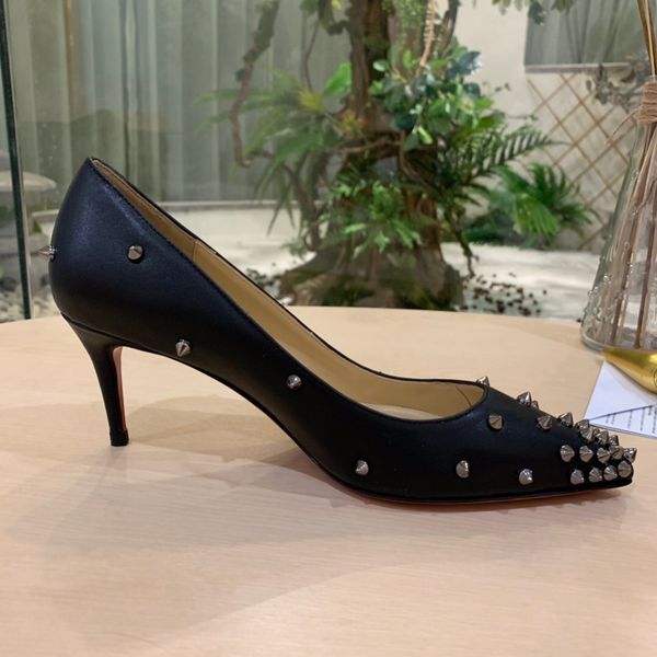 2021 good quality fashion women luxurys designers shoes designer sandals womens luxury high heels sandal dress shoess with box size 35-41 -n, Black
2021 good quality fashion women luxurys designers shoes designer sandals womens luxury high heels sandal dress shoess with box size 35-41 -n, Black