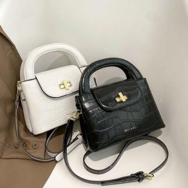 cross body crocodile pattern2 layer small pu leather crossbody bags for women 2021 summer shoulder bag ladies handbags
cross body crocodile pattern2 layer small pu leather crossbody bags for women 2021 summer shoulder bag ladies handbags
