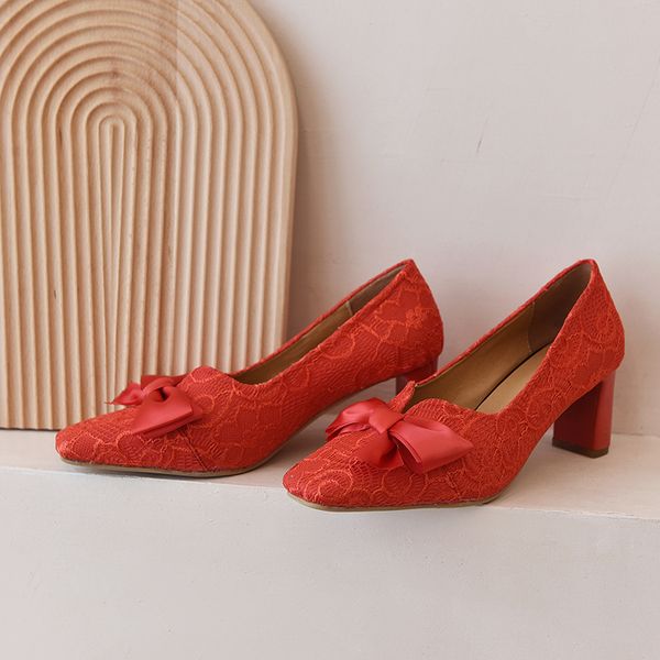 elegant bowknot fretwork heels for women 2021 spring vintage red square toe hight heels woman wedding party womens shoesdress shoes, Black
elegant bowknot fretwork heels for women 2021 spring vintage red square toe hight heels woman wedding party womens shoesdress shoes, Black