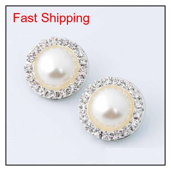 chunks 18mm ginger snaps crystal rhinestone faux pearl charm diy jewelry fit snap button bracelet necklace jewelry qylxfs beauty888, Golden;silver
chunks 18mm ginger snaps crystal rhinestone faux pearl charm diy jewelry fit snap button bracelet necklace jewelry qylxfs beauty888, Golden;silver