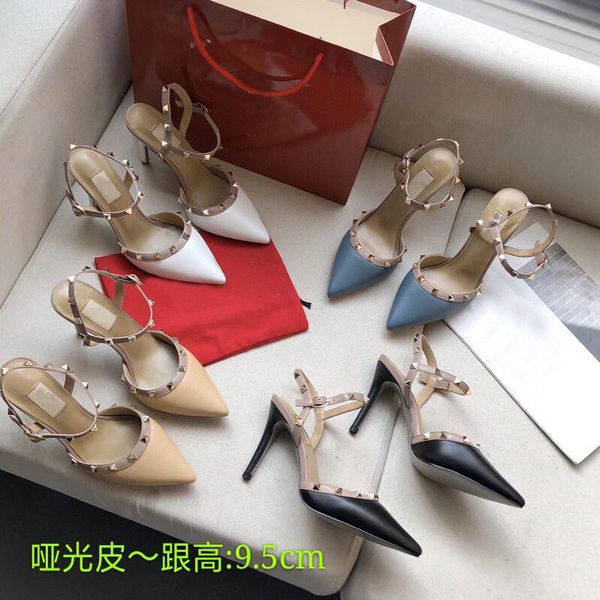 luxury designer womens sandals fashion platform spring and summer new anti slip open toe cross belt high heel rivet leather baotou rome size, Black
luxury designer womens sandals fashion platform spring and summer new anti slip open toe cross belt high heel rivet leather baotou rome size, Black