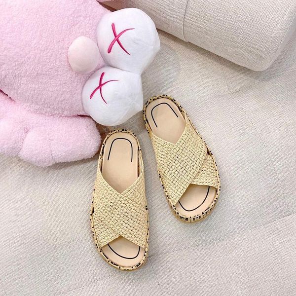 2021 designers latest fashion womens slippers sandals and woven upper show luxurious style, Black
2021 designers latest fashion womens slippers sandals and woven upper show luxurious style, Black