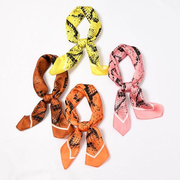 scarves 2021 autumn silk scarf women luxury kerchief snake print bandana chiffon hijab shawl female square neck warm handkerchiefs 70*70, Blue;gray
scarves 2021 autumn silk scarf women luxury kerchief snake print bandana chiffon hijab shawl female square neck warm handkerchiefs 70*70, Blue;gray