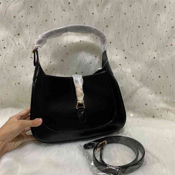 women luxurys designers bags 2021 trend armpit autumn high-quality factory designer handbag handbags totes crossbody bag
women luxurys designers bags 2021 trend armpit autumn high-quality factory designer handbag handbags totes crossbody bag