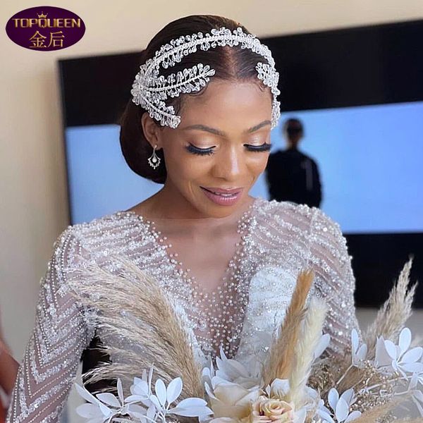 triple stand diamond tiara baroque crystal bridal headwear crown rhinestone with wedding jewelry hair accessories bridal crowns headpieces, Silver
triple stand diamond tiara baroque crystal bridal headwear crown rhinestone with wedding jewelry hair accessories bridal crowns headpieces, Silver