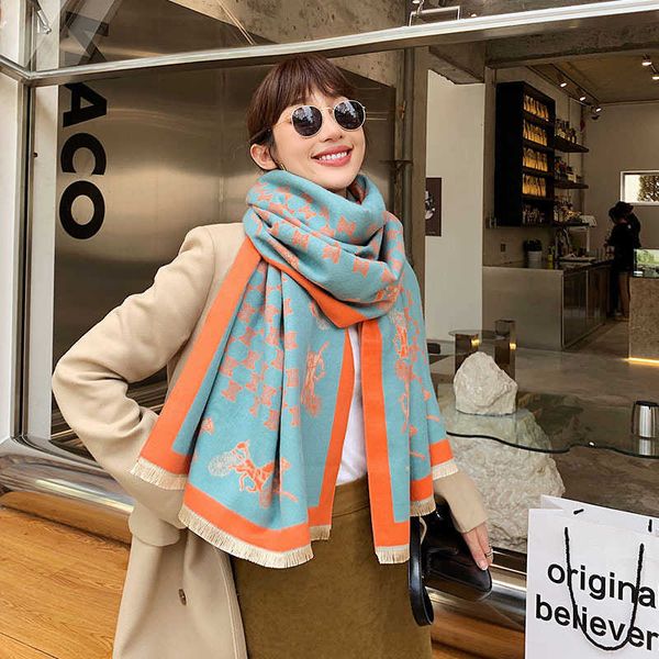 frame carriage imitation cashmere autumn and winter warm shawl women's fashion trend medium long scarf, Blue;gray
frame carriage imitation cashmere autumn and winter warm shawl women's fashion trend medium long scarf, Blue;gray