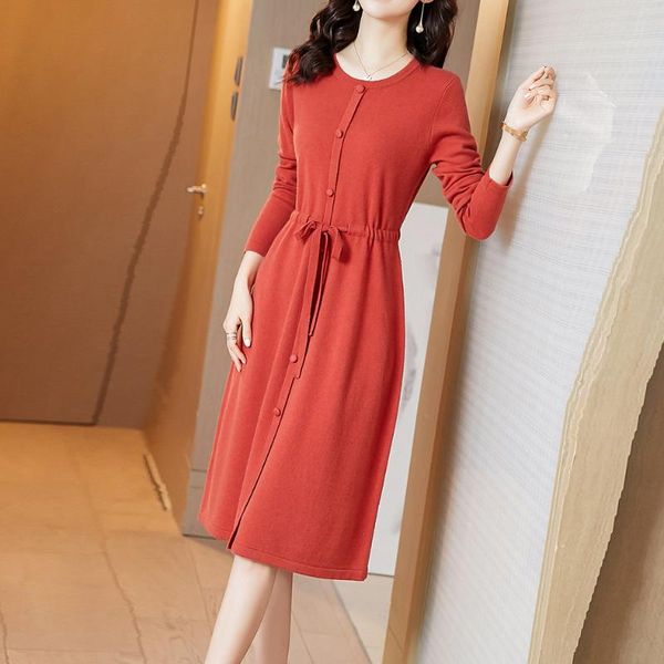 casual dresses 2021 female elegant o-neck single-breasted solid loose sweater dress autumn women long sleeve belted knitted midi m41, Black;gray
casual dresses 2021 female elegant o-neck single-breasted solid loose sweater dress autumn women long sleeve belted knitted midi m41, Black;gray