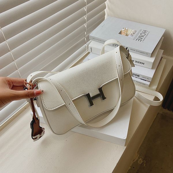 factory direct sale 75% off 2021 new single messenger armpit women's pu korean bags bags
factory direct sale 75% off 2021 new single messenger armpit women's pu korean bags bags