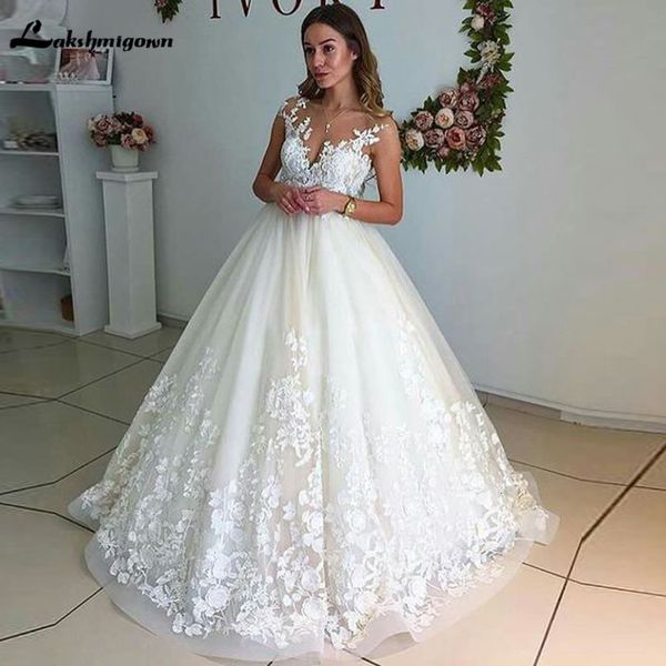 2021 new white ivory lace wedding es sleeveless appliques sheer neckline floor length bridal gowns custom made 00ss
2021 new white ivory lace wedding es sleeveless appliques sheer neckline floor length bridal gowns custom made 00ss