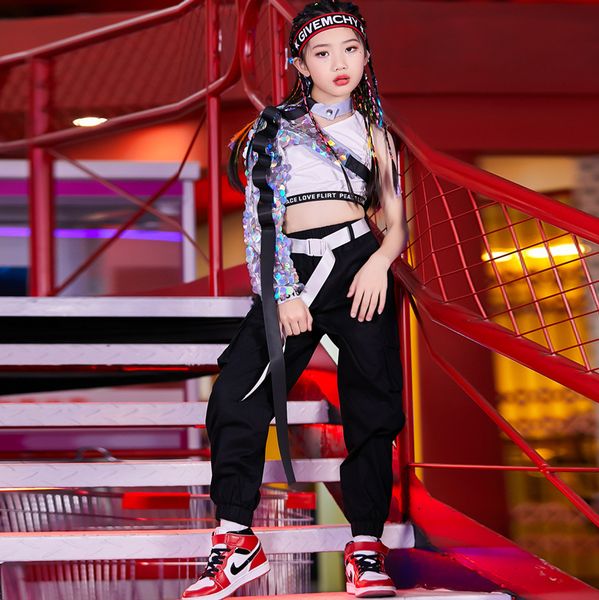 2021 new children hip hop street dance costumes girls jazz performance clothing modern dancer outfit fashion sequins shawl top, Black;red
2021 new children hip hop street dance costumes girls jazz performance clothing modern dancer outfit fashion sequins shawl top, Black;red