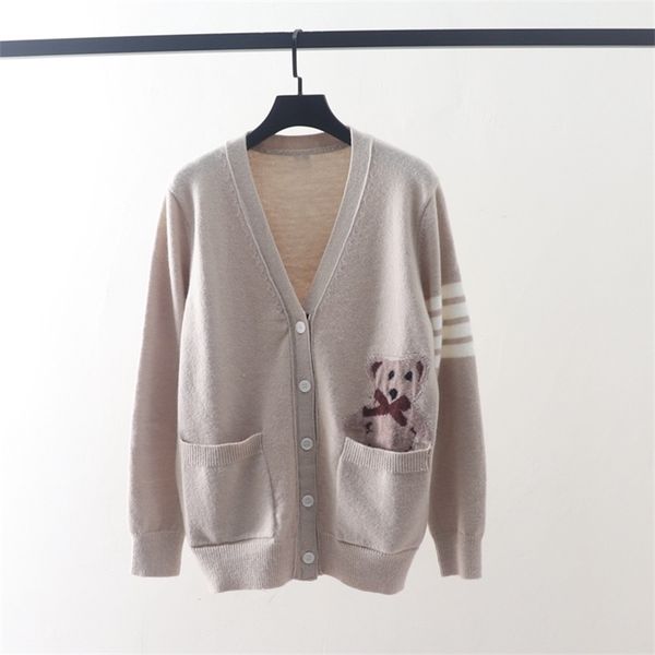 2021 autumn winter new tb college style v-neck long sleeve knitted cardigan soft waxy bear embroidered sweater coat1, Black
2021 autumn winter new tb college style v-neck long sleeve knitted cardigan soft waxy bear embroidered sweater coat1, Black