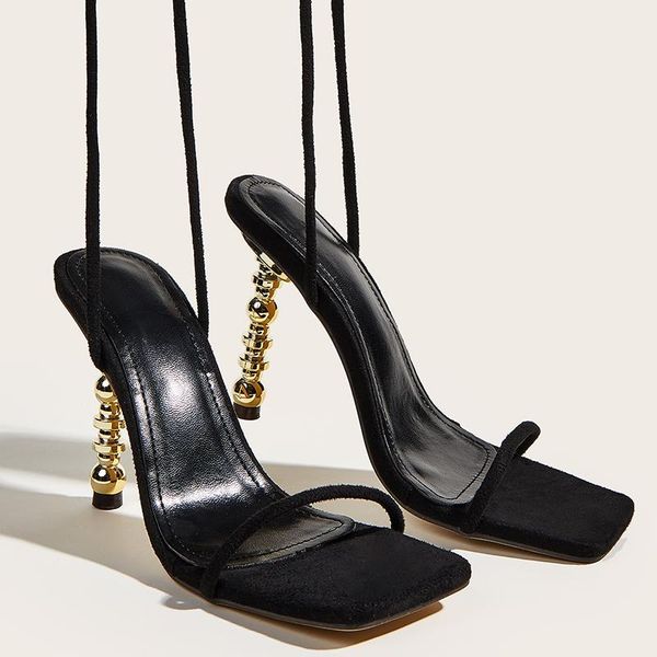 2021 new summer women sandals square toe lace up women gladiator sandals metal high heels party shoes black size 41
2021 new summer women sandals square toe lace up women gladiator sandals metal high heels party shoes black size 41
