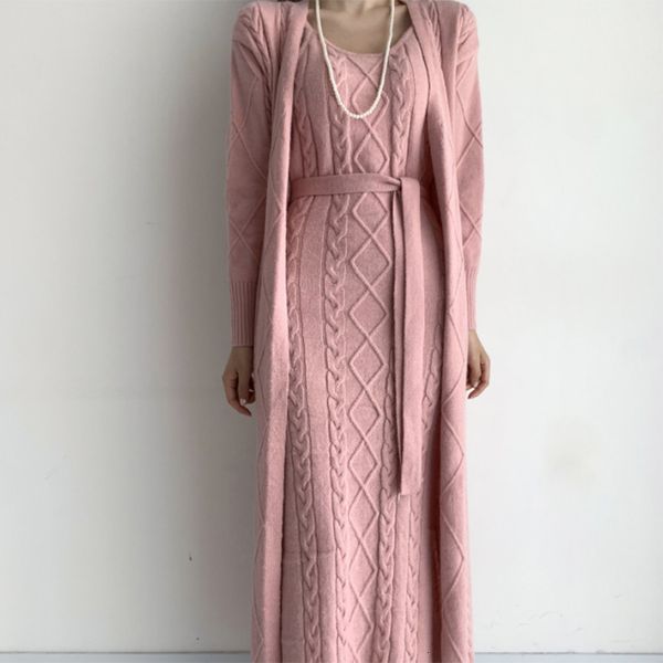 selling mode cloth woman knitted or crocheted long cardigans and sleeveless jacket dressed in two pieces defines female 2746, Black;gray
selling mode cloth woman knitted or crocheted long cardigans and sleeveless jacket dressed in two pieces defines female 2746, Black;gray