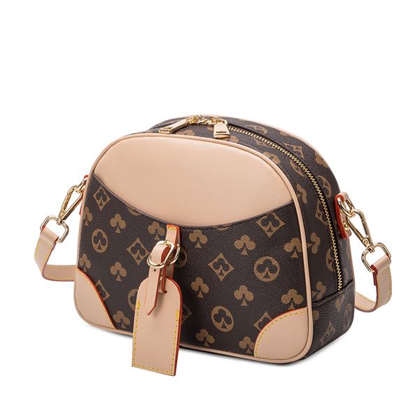 new niche personality printed handbags 2021 autumn and winter models texture versatile fashion western style one-shoulder messenger small sq
new niche personality printed handbags 2021 autumn and winter models texture versatile fashion western style one-shoulder messenger small sq