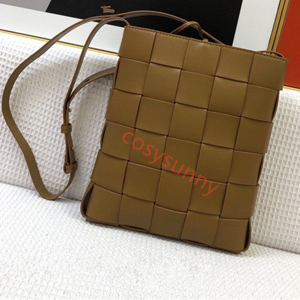 knitting candy designer bags famous brand lady fashion multifunctional small square bag casual shoulder handbag simple women postman
knitting candy designer bags famous brand lady fashion multifunctional small square bag casual shoulder handbag simple women postman