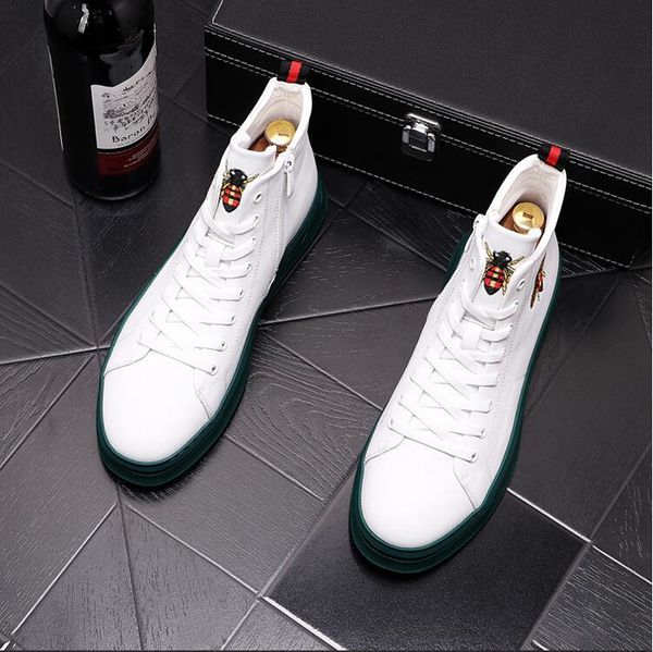 2021 new trend men's embroidery high casual lace up board shoes flats loafers male sports walking sneakers, Black
2021 new trend men's embroidery high casual lace up board shoes flats loafers male sports walking sneakers, Black
