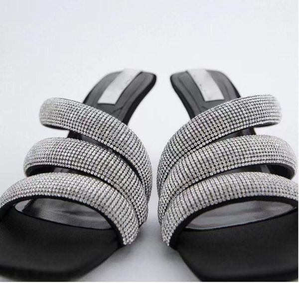 luxury design spring summer new women slippers shoes for women 2021 shoes sandals outdoor designer sandales, Black
luxury design spring summer new women slippers shoes for women 2021 shoes sandals outdoor designer sandales, Black