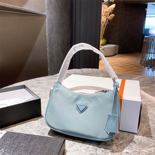 new shoulder bags 2021 women handbag crossbody bag brands designer handbags flower printing bag purse21.6.14cm 02411, Black
new shoulder bags 2021 women handbag crossbody bag brands designer handbags flower printing bag purse21.6.14cm 02411, Black