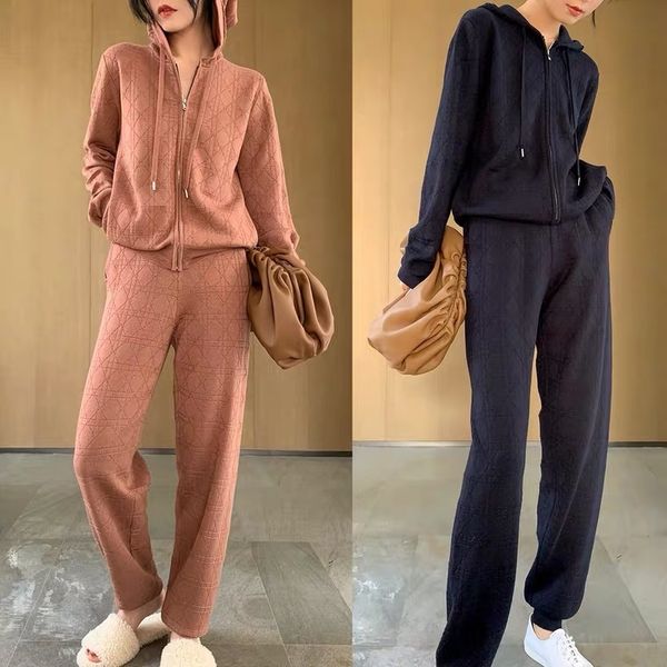 autumn and winter french gentle wind diamond plaid hooded casual knitted 2-piece harem pants sweater set 210525, White
autumn and winter french gentle wind diamond plaid hooded casual knitted 2-piece harem pants sweater set 210525, White