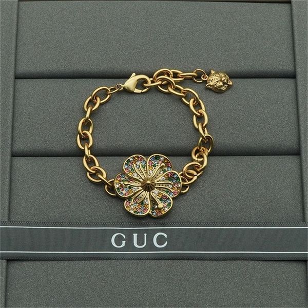 85% off factory clearance family gujia new color diamond flower bracelet advanced fashion light luxury tiger head accessories high-end mater, Black
85% off factory clearance family gujia new color diamond flower bracelet advanced fashion light luxury tiger head accessories high-end mater, Black