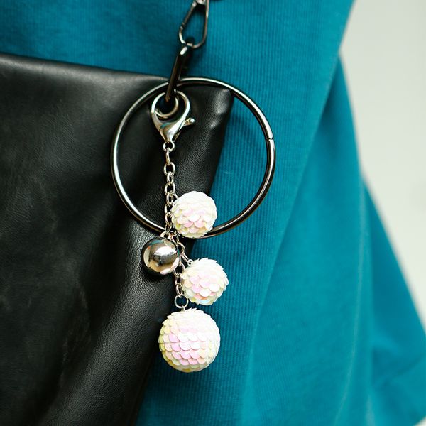 Personalized Creative Niche Key Chain Hanging Decoration Shining Pearl Sequin Ball Key Chain Bag Pendant
Personalized Creative Niche Key Chain Hanging Decoration Shining Pearl Sequin Ball Key Chain Bag Pendant