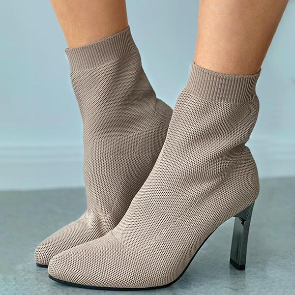 dress shoes 2021 women short boots kintting stretch fabric sock pointed toe ladies square heels winter warm fashion, Black
dress shoes 2021 women short boots kintting stretch fabric sock pointed toe ladies square heels winter warm fashion, Black