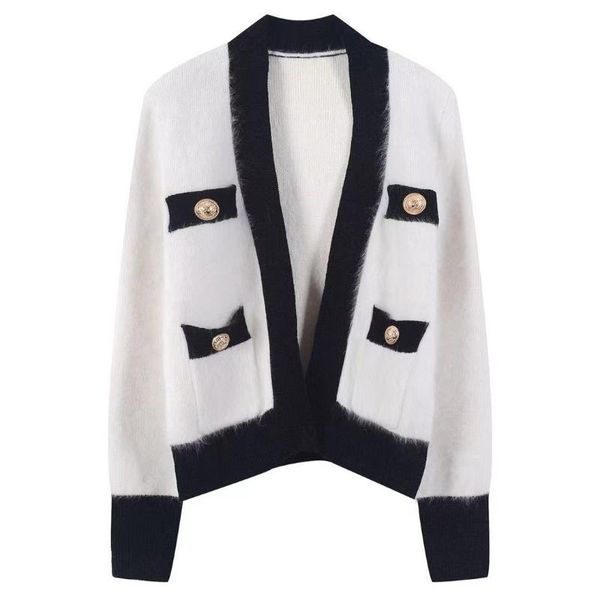 women's jackets 2021 arrival autumn and winter western style knitted v-neck black white contrast color mink cardigan jacket women, Black;brown
women's jackets 2021 arrival autumn and winter western style knitted v-neck black white contrast color mink cardigan jacket women, Black;brown