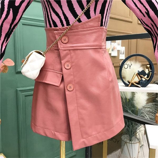 korea new fashion autumn shorts womens pu faux leather solid color irregular hips button elegant mini shorts 210309, White;black
korea new fashion autumn shorts womens pu faux leather solid color irregular hips button elegant mini shorts 210309, White;black