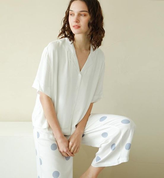 female clothes with dots printed short sleeve white and calf-lengtnh pants women pajama set two pcs suit sleep home clothes, Black;red
female clothes with dots printed short sleeve white and calf-lengtnh pants women pajama set two pcs suit sleep home clothes, Black;red