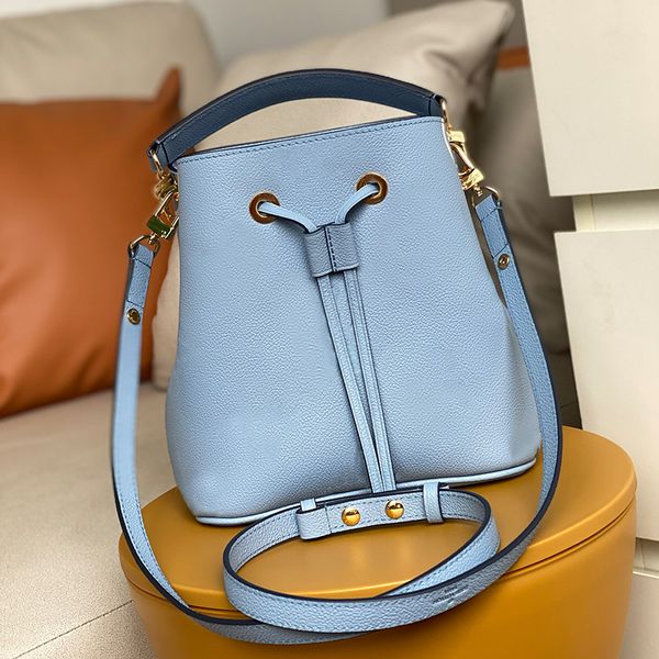 retro one-shoulder portable bucket bag flower star l letter imitation brand lady luxury designer handbag fashion satchel
retro one-shoulder portable bucket bag flower star l letter imitation brand lady luxury designer handbag fashion satchel